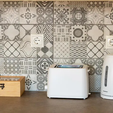 La Casa De Agathi Apartment *